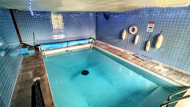 1011 Crest Ln, House other with 3 bedrooms, 3 bathrooms and 2 parking in Carnegie PA | Image 15