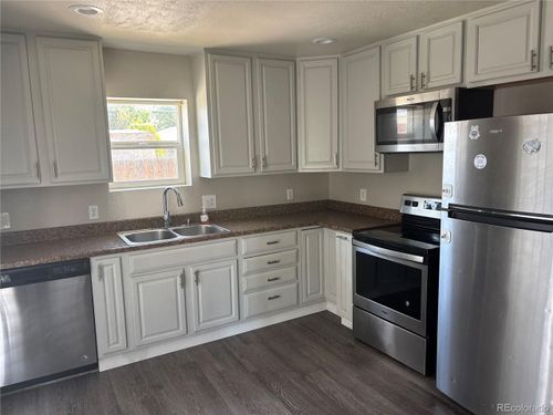 1222 Yosemite St, Denver, CO, 80220-3611 | Card Image