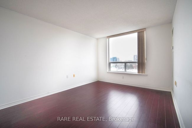 807 - 9015 Leslie St, Condo with 2 bedrooms, 1 bathrooms and 1 parking in Richmond Hill ON | Image 5
