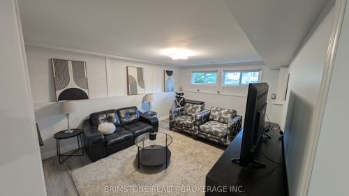 unit-b-73 Roth St, Angus, ON, L3W0G7 | Card Image