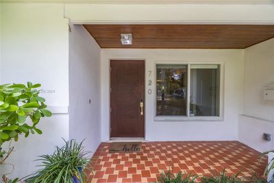 720 Majorca Ave, House other with 3 bedrooms, 2 bathrooms and null parking in Coral Gables FL | Image 2