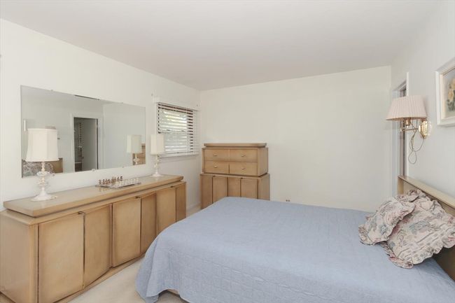 69 Grange Rd, House other with 4 bedrooms, 2 bathrooms and 2 parking in Elk Grove Village IL | Image 9