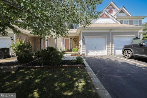 17 Tattersall Dr, BURLINGTON TOWNSHIP, NJ, 08016-4304 | Card Image