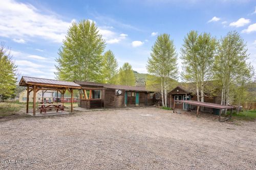 103 E Byers Ave, Hot Sulphur Springs, CO, 80451-5007 | Card Image