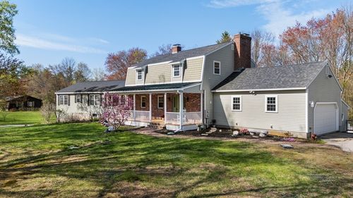 534 Hooksett Rd, Auburn, NH, 03032-3914 | Card Image