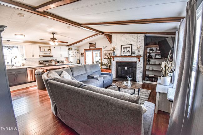 110 Little League Rd Ne, House other with 3 bedrooms, 2 bathrooms and null parking in Coeburn VA | Image 4