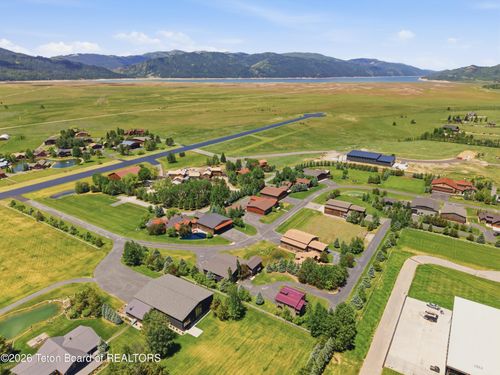 186 E Reserve Drive, Alpine, WY, 83128 | Card Image