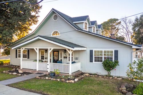 406 S Jackson St, Red Bluff, CA, 96080-4243 | Card Image