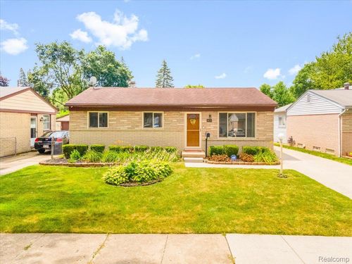9436 Essex St, Romulus, MI, 48174-1534 | Card Image