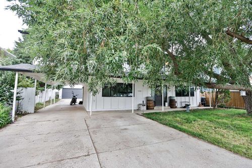 5108 4 Street, Coalhurst, AB, T0L0V0 | Card Image