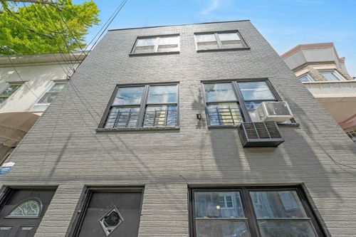436 67th St, West New York, NJ, 07093-2406 | Card Image