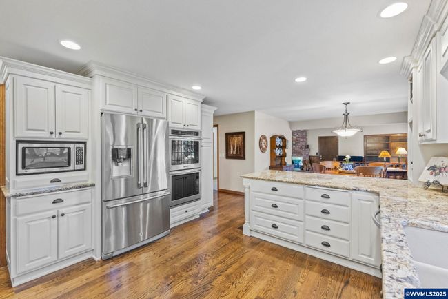 465 Mckinley St Se, House other with 5 bedrooms, 3 bathrooms and null parking in Salem OR | Image 18