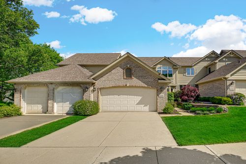 2254 Tamarack Dr, Downers Grove, IL, 60515-4262 | Card Image