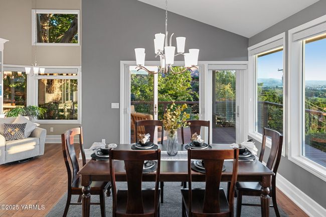Dining Area | Image 17