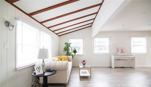 12-626 Eucalyptus Dr, El Segundo, CA, 90245-3022 | Card Image