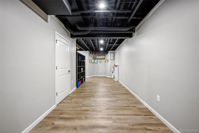 Finished Basement | Image 46