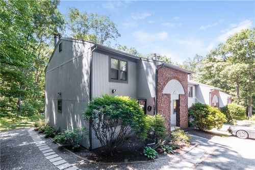 8c-8 Quail Circle, Smithfield, RI, 02917 | Card Image