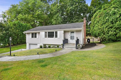 241 Millington Rd, Cortlandt Manor, NY, 10567-1637 | Card Image
