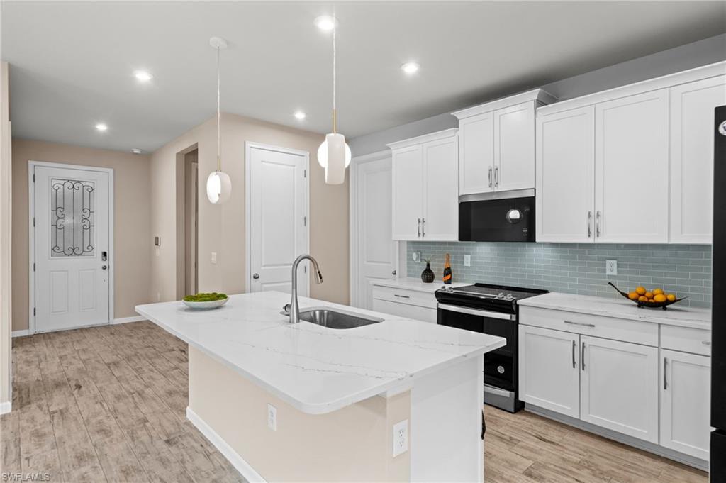 Residential Lease in FORT MYERS 4