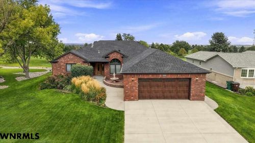2990 Monument Shadows, Gering, NE, 69341 | Card Image