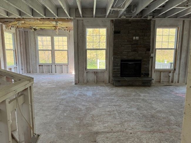 4002 Fieldcrest Dr, House other with 4 bedrooms, 4 bathrooms and 2 parking in Bridgeville PA | Image 8