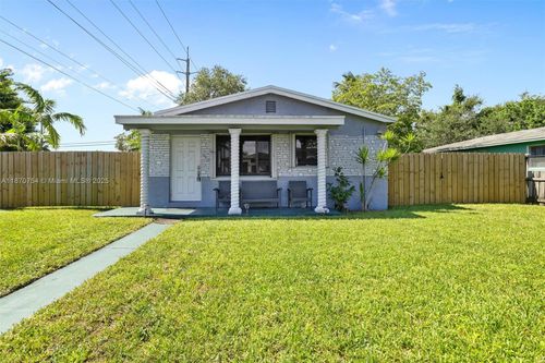 4000 Sw 28th St, West Park, FL, 33023-4436 | Card Image