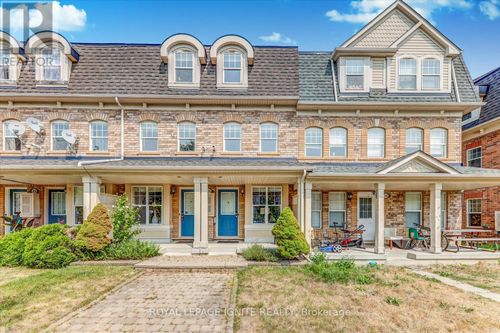 21 Ecopark Gate, Scarborough, ON, M1B6G8 | Card Image