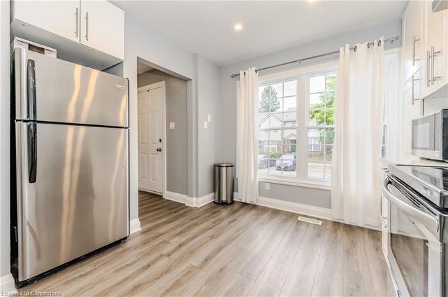 34 - 26 Poplar Dr, Townhouse with 3 bedrooms, 1 bathrooms and 1 parking in Cambridge ON | Image 7