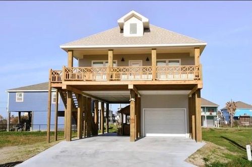 978 Tidelands Dr, Port Bolivar, TX, 77650 | Card Image