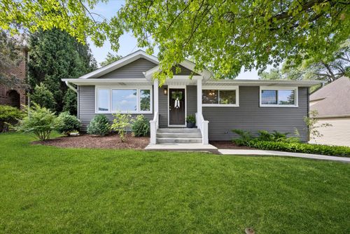 125 58th Pl, Clarendon Hills, IL, 60514-1713 | Card Image