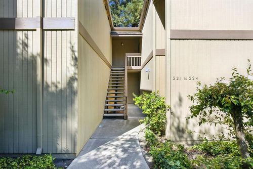 223-505 Cypress Point Dr, Mountain View, CA, 94043-4808 | Card Image