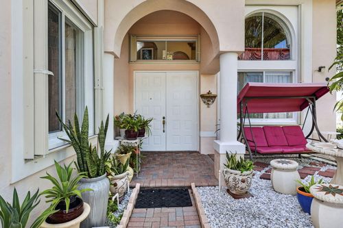 120 Isola Cir, Royal Palm Beach, FL, 33411-4306 | Card Image