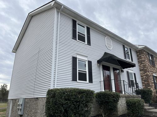 222 Edgewood Dr, Hendersonville, TN, 37075-4260 | Card Image