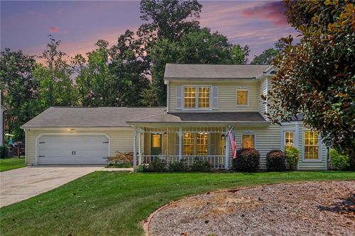 111 Edgewater Way, Peachtree City, GA, 30269-1735 | Card Image