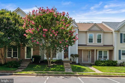 20946 Tobacco Sq, ASHBURN, VA, 20147-4611 | Card Image