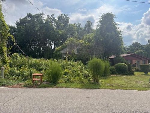 410 W Connecticut Ave, Southern Pines, NC, 28387-4002 | Card Image
