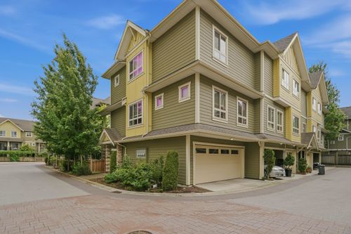 20-843 Ewen Ave, New Westminster, BC, V3M0K6 | Card Image