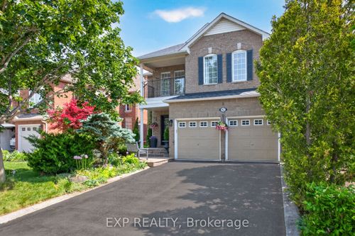 82 Castelli Court, Caledon, ON, L7E2T8 | Card Image