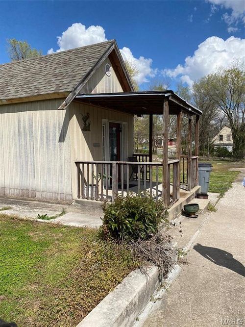 1914 Spruce St, Hannibal, MO, 63401-3949 | Card Image
