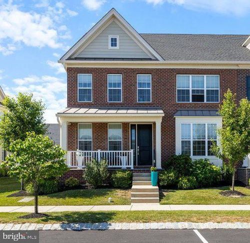 4858 W Blossom Dr, DOYLESTOWN, PA, 18902-1441 | Card Image