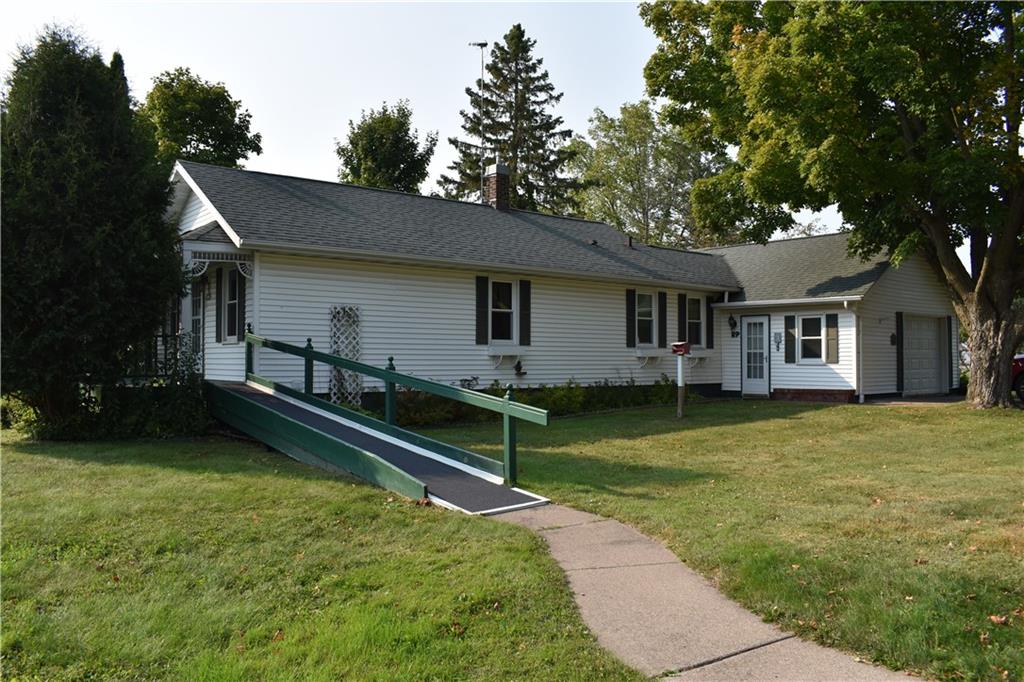 Park Ave, Luck, WI 54853