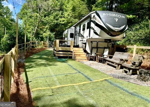 10042 Doublehead Gap Rd, Blue Ridge, GA, 30513-5242 | Card Image