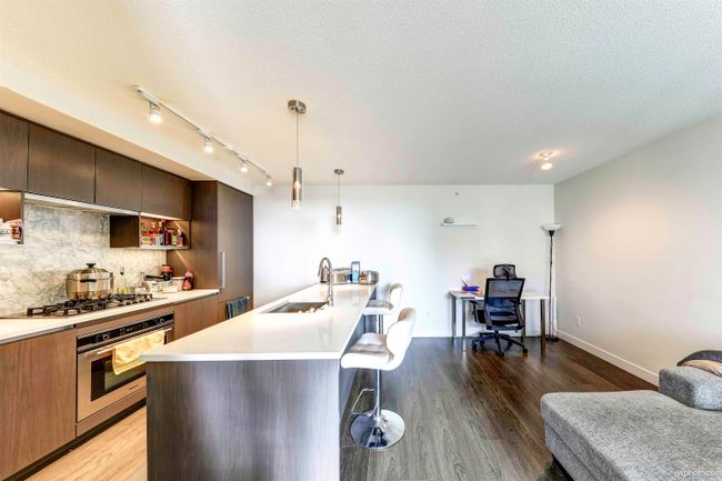 1517 - 8988 Patterson Road, Condo with 2 bedrooms, 2 bathrooms and 1 parking in Richmond BC | Image 11