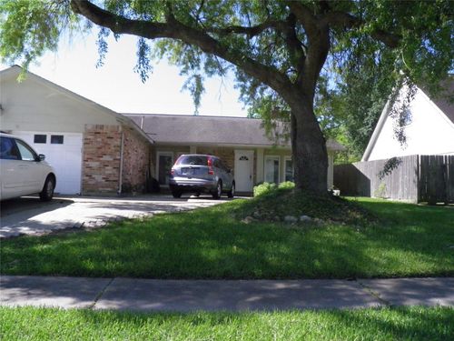 8827 Neff St, Houston, TX, 77036-5325 | Card Image