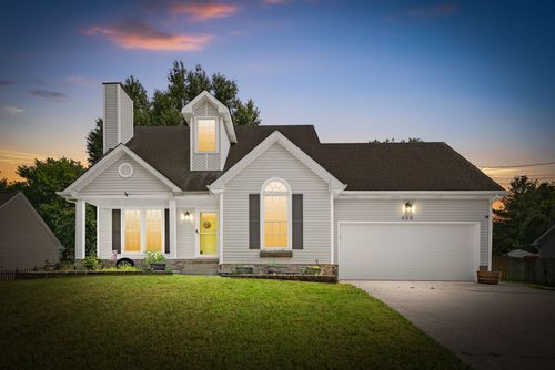 822 Creek Stone Dr, Clarksville, TN, 37040-6028 | Card Image