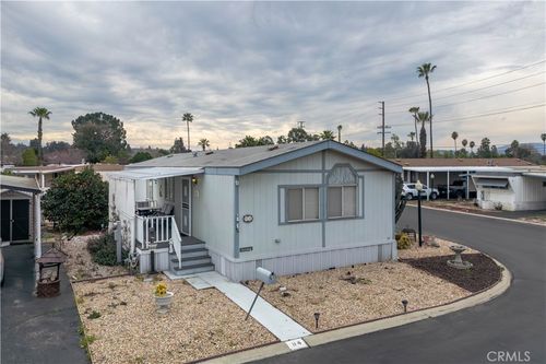 spc-94-450 Judson St, Redlands, CA, 92374-4091 | Card Image