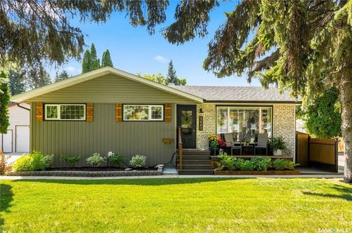 3443 Caen St, Saskatoon, SK, S7M3P5 | Card Image