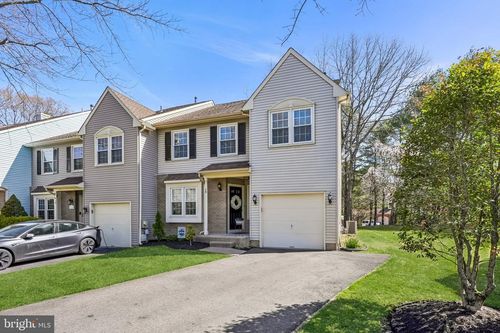 19 Regency Ct, Marlton, NJ, 08053-4241 | Card Image