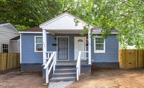 9-207 Dunbar St, Jackson, MS, 39216-3020 | Card Image