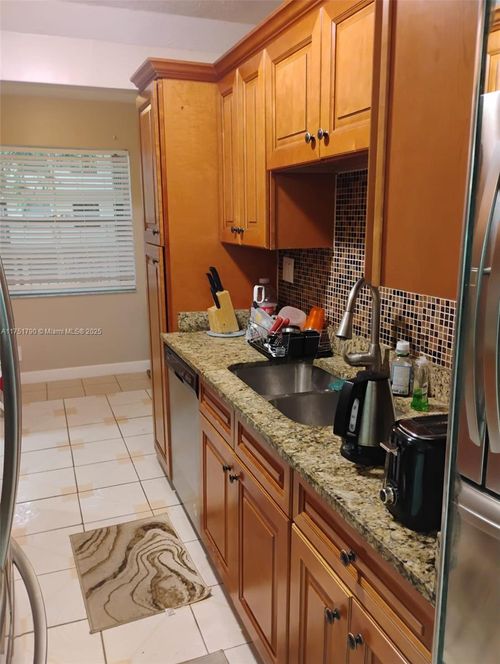 apt-231-3321 Nw 47th Ter, Lauderdale Lakes, FL, 33319-6722 | Card Image